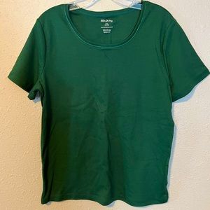 Scoop neck short sleeved shirt